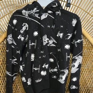 Uniqlo Black Star Wars UT Hoodie